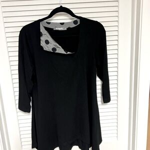 Alembika Top w/ handkerchief sides, 3/4 length sleeves, one collar neckline GUC!